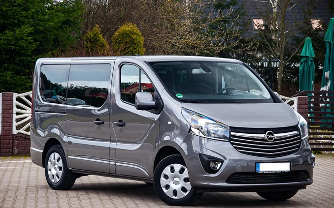 Opel Vivaro cena 66990 przebieg: 236000, rok produkcji 2018 z Korfantów małe 781